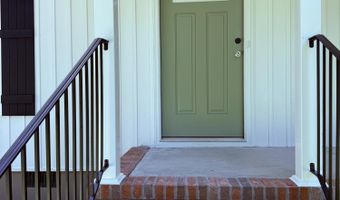 73 Hickory St, Barnwell, SC 29812
