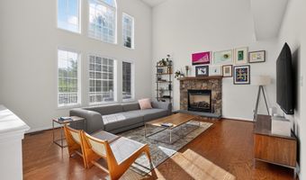 20104 BLACKWOLF RUN Pl, Ashburn, VA 20147