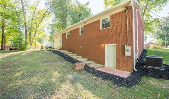 331 Dare St, Burlington, NC 27217