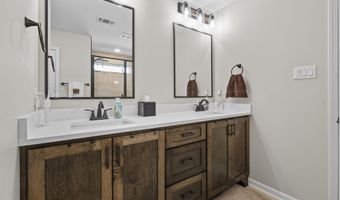 4016 Elizabeth Ct, Benton, AR 72019