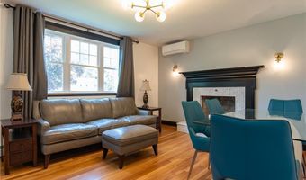 64 Juniper Trl, Narragansett, RI 02882