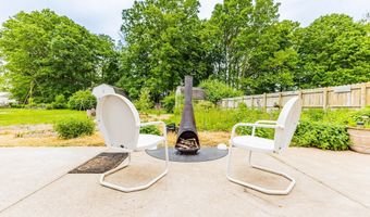 6607 W Ryan Dr, Anderson, IN 46011