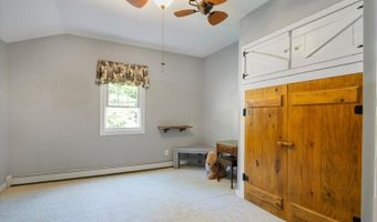 206 Mcpeek Rd, Andover, NJ 07848