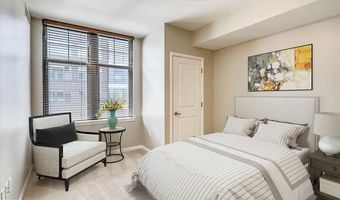 1021 N GARFIELD St 804, Arlington, VA 22201
