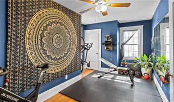 50 Charles St, Bristol, RI 02809