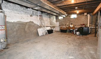 1817 Sidney St, Airville, PA 15203