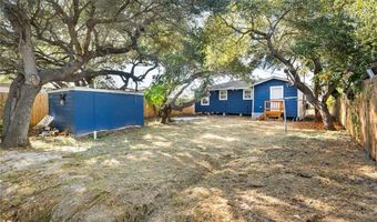 943 S Whitney St, Aransas Pass, TX 78336