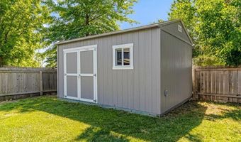 806 154th Cir, Basehor, KS 66007