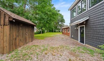 40 Alder Rd, Charlestown, RI 02813