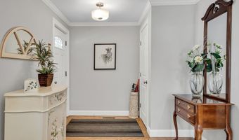 15 Spinney St 1, Boston, MA 02132