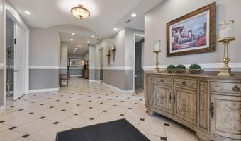 1210 N Foxdale Dr 2-213, Addison, IL 60101
