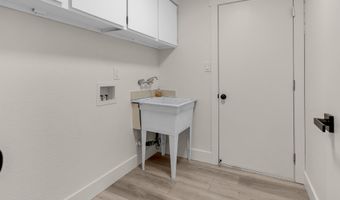 802 Lyell Way, Gardnerville, NV 89460