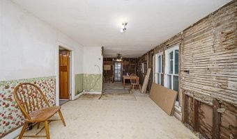 301 And 305 NW 6th St, Abilene, KS 67410