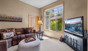 343 Mount Washington Dr, Bend, OR 97702