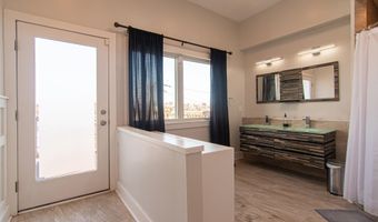 128 S ELLWOOD Ave, Baltimore, MD 21224