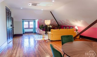 201 W 33rd St, Savannah, GA 31401