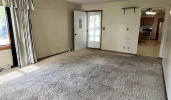 904 D Ave E, Albia, IA 52531