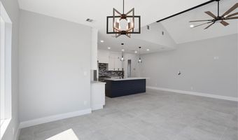741 S 10th St, Aransas Pass, TX 78336