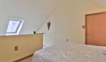 46 Oak Hill Rd, Brookline, NH 03033