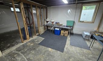 714 N 10th St, Beatrice, NE 68310