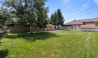 630 W CAPITOL Dr, Appleton, WI 54911