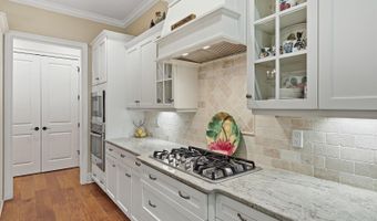 35 Catamaran Ln, Bluffton, SC 29909
