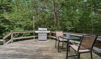 21 Nathaniel Dr, Amherst, NH 03031