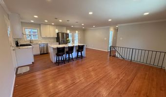 4721 SPRINGBROOK Dr, Annandale, VA 22003