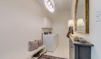 2505 Cassandra Marie Dr, Ballwin, MO 63021