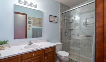 596 E 1732 Rd, Baldwin City, KS 66006