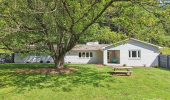 445 Chunns Cove Rd A, Asheville, NC 28805