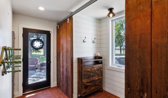 66300 White Rock Loop, Bend, OR 97703