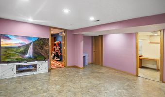 520 SE 10th Ave, Aberdeen, SD 57401