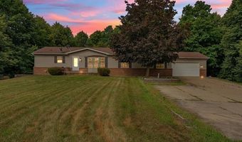 72021 Romeo Plank Rd, Armada, MI 48005