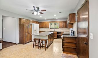2207 N 154th Ter, Basehor, KS 66007