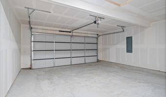 8089 Chesapeake Trl, Bauxite, AR 72011