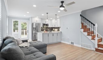 2203 ARLINGTON Ter, Alexandria, VA 22303