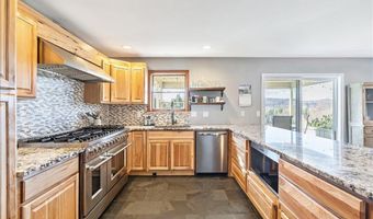 3614 Creek Rd, Albany, VT 05820