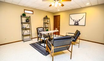 2107 SE Crystal Ave, Aberdeen, SD 57401