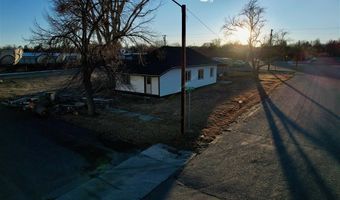 302 3rd St S, Basin, WY 82410