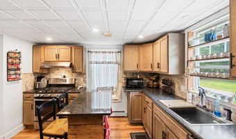 201 North St, Bath, ME 04530