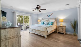 225 4th St, Beach Haven, NJ 08008