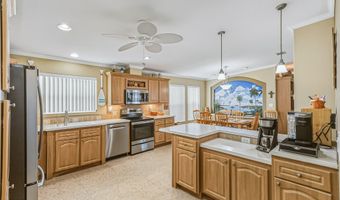 859 Tamarind Cir, Barefoot Bay, FL 32976