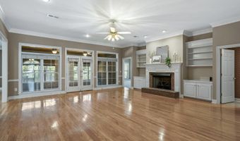 525 Ridge Cir, Brandon, MS 39047