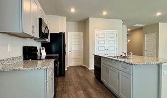 6818 SW Devotion St, Bentonville, AR 72713