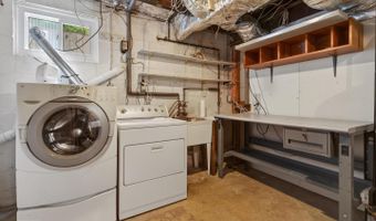4025 24TH Rd N, Arlington, VA 22207