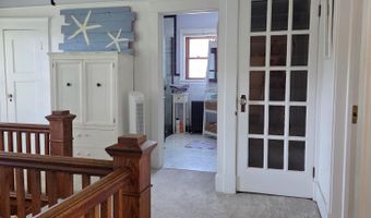 1805 ST Clair River Dr, Algonac, MI 48001
