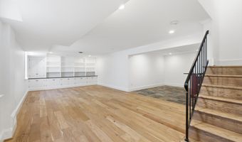 1337 KINGSTON Ave, Alexandria, VA 22302
