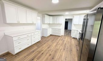 6 Windsor Cir, Anniston, AL 36207