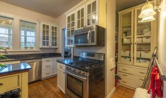 171 E State St, Athens, OH 45701